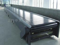 *板鏈輸送機(jī)*多樣的結(jié)構(gòu)，為了廣泛的應(yīng)用！